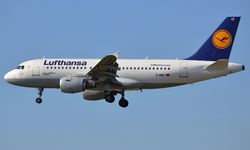 Lufthansa Miami Frankfurt uçağında panik