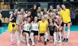 VakıfBank, Nilüfer engelini 3 sette geçti