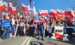 Polonya-Almanya Sınırında Göçmen Protestosu