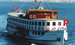 Bergama Vapuru rotasını gençler için çevirdi