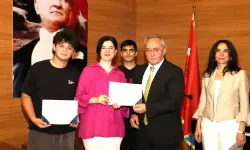 Bursa, Yeşilay münazara turnuvasında zirvede!