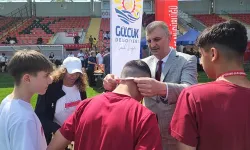 Gölcük 19 Mayıs şampiyonlarını ödüllendirdi