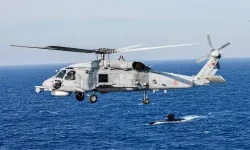 SH-70 helikopteri denize acil iniş yaptı!