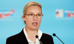 Weidel’den Emeklilik ve Kamu Hizmetine İlişkin Sert Çağrılar