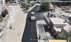 Manisa Ahmetli’ye sıcak asfalt çalışması