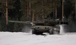 Çekya Almanya'dan 44 leopard tankı satın alıyor