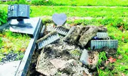 Almanya'da Müslüman mezarlığına ırkçı saldırı