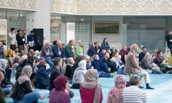Almanya'da camiler kapılarını misafirlere açtı