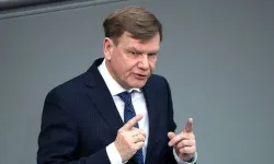 Bakan Wadephul’dan Suriye’deki duruma çarpıcı benzetme