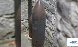 Köln'de bulunan bomba yüzünden 6000 kişi tahliye edildi