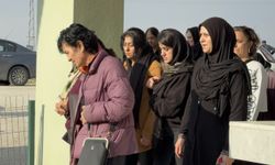 Adana'da intihar eden kişi ile öldürdüğü 2 çocuğunun cenazeleri defnedildi