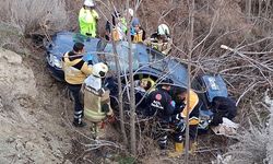 Ankara'da devrilen otomobildeki 3 kişi öldü