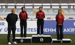 Burdur'da Mehmet Akif Ersoy'u Anma Haftası kapsamında düzenlenen spor turnuvaları tamamlandı