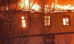 Çankırı'da çıkan yangında 2 ev kullanılamaz hale geldi