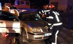 Denizli'de park halindeki tır dorsesine çarpan otomobildeki 1 kişi öldü, 1 kişi yaralandı