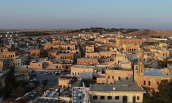 Dizi ve film yapımcılarının ilgisi tarihi şehir Mardin'i çekim platosuna çevirdi