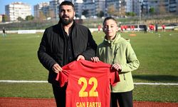 Edirnespor'a harçlığını bağışlayan 12 yaşındaki Can Bartu, takıma destek çağrısında bulundu