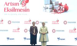 Emine Erdoğan, TOGEM-DER'in 'Artsın Eksilmesin Dönüşüm Pazarı'nın açılışına katıldı: