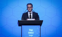 'Experience AI: Yapay Zeka Temelleri Eğitim Programı'nın yıl sonu lansmanı gerçekleştirildi