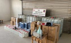 İzmir'de 3 bin 360 litre etil alkol ele geçirildi