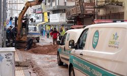 İzmir'de altyapı çalışmasında doğal gaz borusu delindi