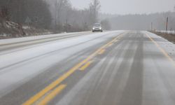 Kırklareli'nin yüksek kesimlerinde kar yağışı etkili oluyor