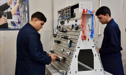 Kocaeli'deki meslek lisesinde yetişen bakım teknisyenleri sanayinin ihtiyacını karşılayacak