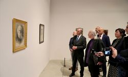 'Kolektifin Belleği: İBB Koleksiyonları' sergisi Artistanbul Feshane'de sanatseverlerle buluştu