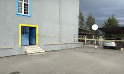 Mersin'de ortaokul öğrencisi, okul müdürünü tüfekle yaraladı