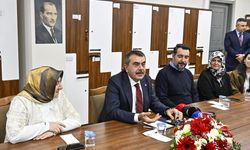 Milli Eğitim Bakanı Tekin'den Kadıköy Mesleki ve Teknik Anadolu Lisesi'ne ziyaret