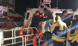 Muğla açıklarında balıkçı teknesinde yaralanan kişiye tıbbi tahliye