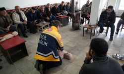 Muş'ta belde ve köylerdeki vatandaşlara yönelik ilk yardım eğitimi başlatıldı