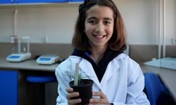 Öğrenciler 'yeşil vatan' için en hızlı filizlenen tohum topunu araştırdı