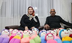 Ördüğü bebeklerle kimsesiz çocukları mutlu ediyor