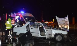 Samsun'da tır ile otomobilin çarpışması sonucu 4 kişi yaralandı