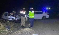 Şanlıurfa'da iki otomobilin çarpıştığı kazada 7 kişi yaralandı