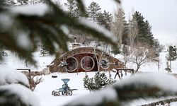 Sivas'taki 'Hobbit Evleri' kar yağışının ardından güzel görüntü oluşturdu