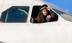 THY, TUSAŞ şehidi Ekici'nin kızının pilot koltuğuna oturma isteğini yerine getirdi