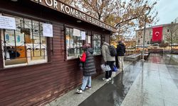 Trabzonspor-Beşiktaş maçının biletleri kısa sürede tükendi