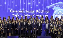 Turkcell'in 'Geleceği Yazan Kadınlar Yapay Zeka' programında ödüller sahibini buldu