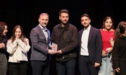 5. ESEV Tiyatro Günleri'nde ödüller sahiplerini buldu