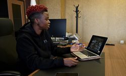 ABB FOMGET'in futbolcusu Suliat Abideen, AA'nın 'Yılın Kareleri' oylamasına katıldı