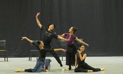 Antalya Devlet Opera ve Balesi 2026'nın ilk prömiyerini 'Tria' ile yapacak