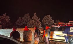 Antalya-Fethiye kara yolunda kar ulaşımı olumsuz etkiledi