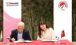 Aras Kargo Kadın Voleybol Takımı'nın resmi sponsoru Viennalife oldu