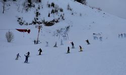 Artvin Atabarı Kayak Merkezi'nde 'Kar Şenliği' düzenlendi