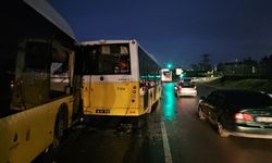 Başakşehir'de 3 İETT otobüsünün çarpıştığı kazada 5 kişi yaralandı