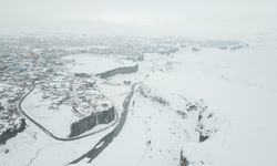 Beyaz örtüyle kaplanan doğa harikası Murat Kanyonu trekking sevenlerin rotasında