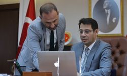 Bursa Cumhuriyet Başsavcısı Çelenk, AA'nın 'Yılın Kareleri' oylamasına katıldı