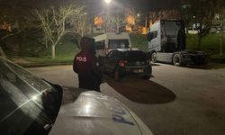 Bursa'da bıçaklı kavgada 2 kişi yaralandı